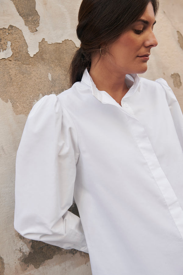 Lucía Oxford White Shirt