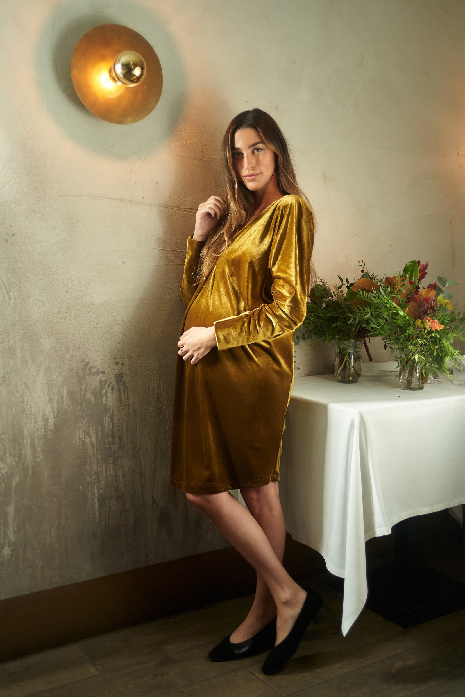 Carlota Terciopelo Mostaza